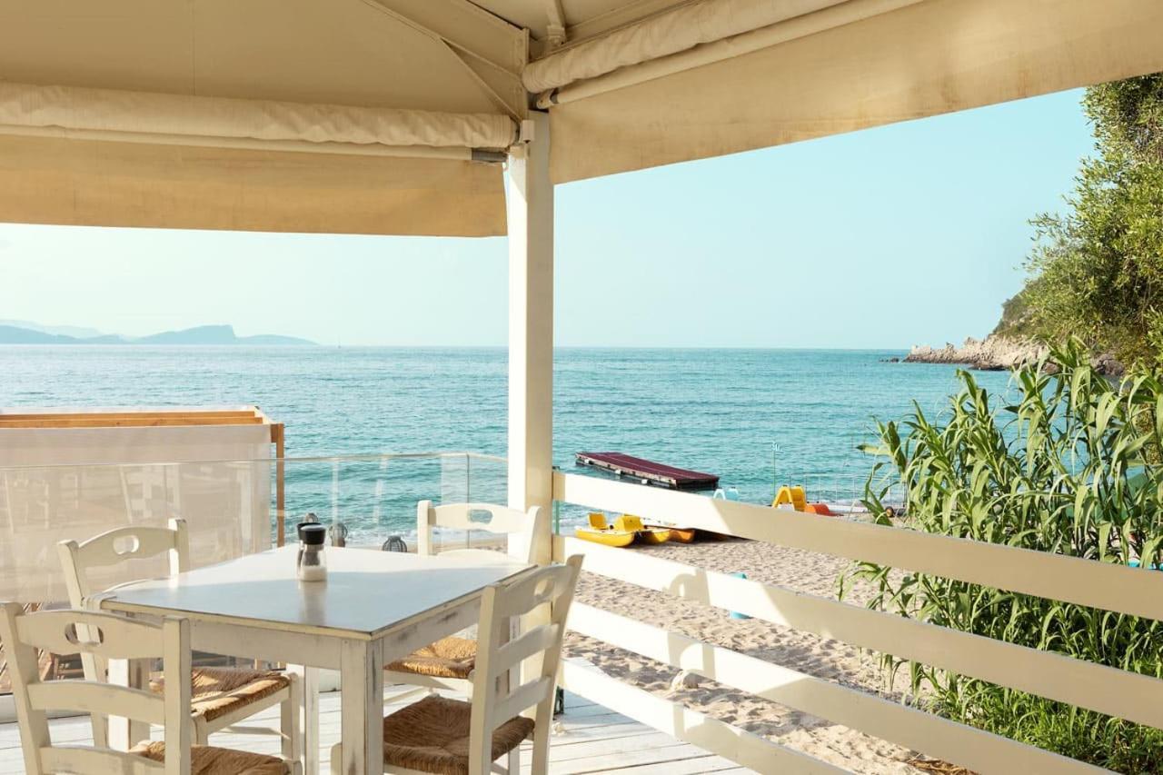 Enjoy Lichnos Bay Village, Camping, Hotel And Apartments ปาร์กา ภายนอก รูปภาพ